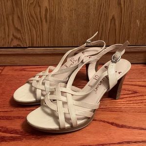 Jelly pop beige heeled sandals